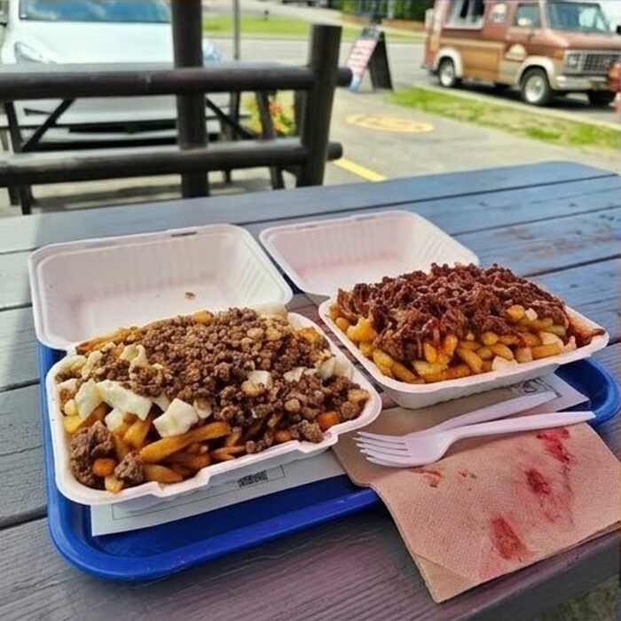 Poutine garnie, vue de face